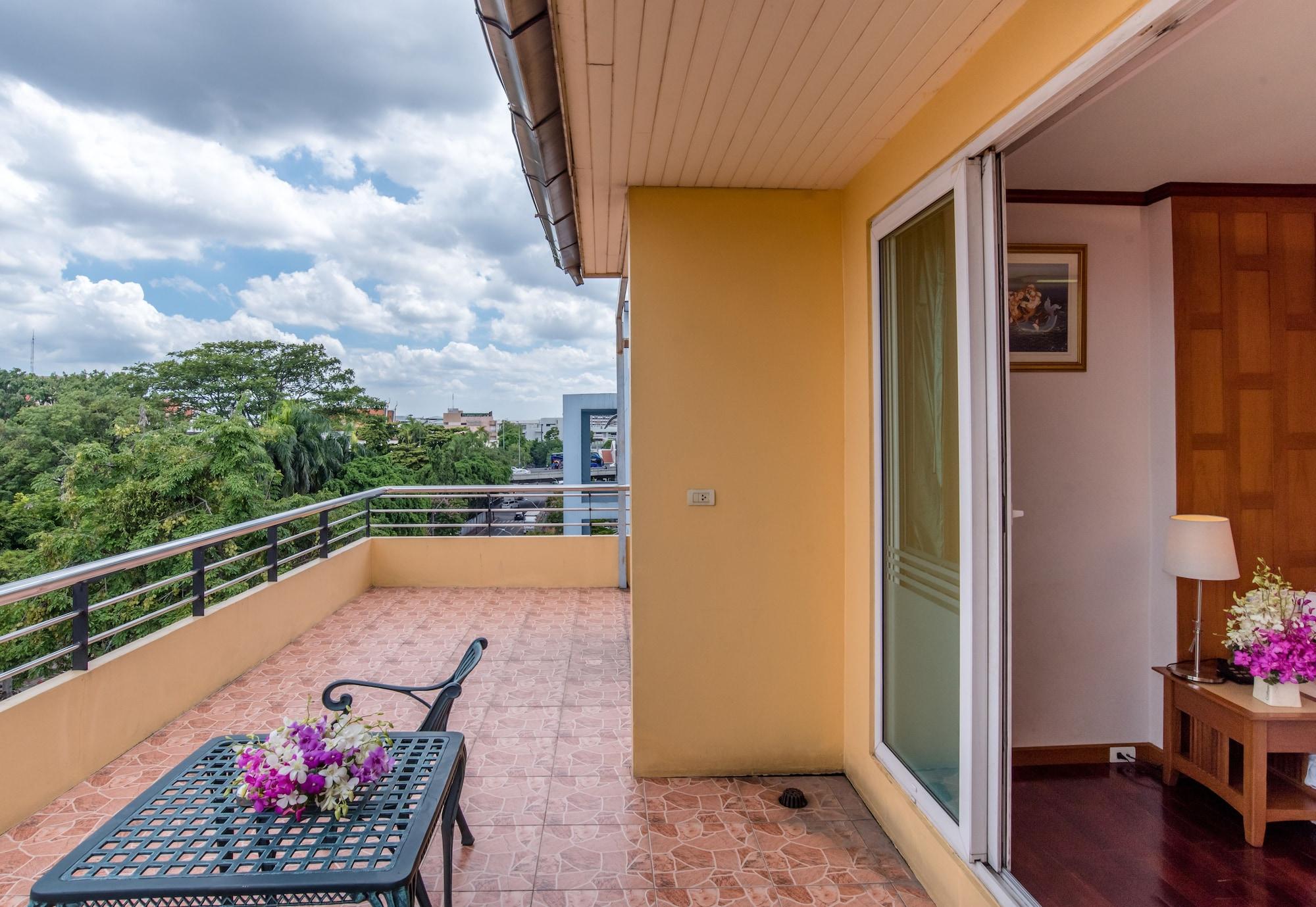 New Siam Riverside Бангкок Экстерьер фото